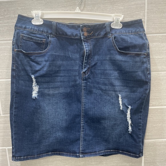 Vintage Violet Dresses & Skirts - Vintage violet Distressed‎ Blue Denim Stretch skirt Women's 3X